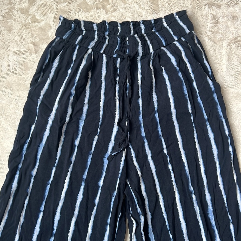 H&M Wide-Cut Pants - Picture 2 of 13